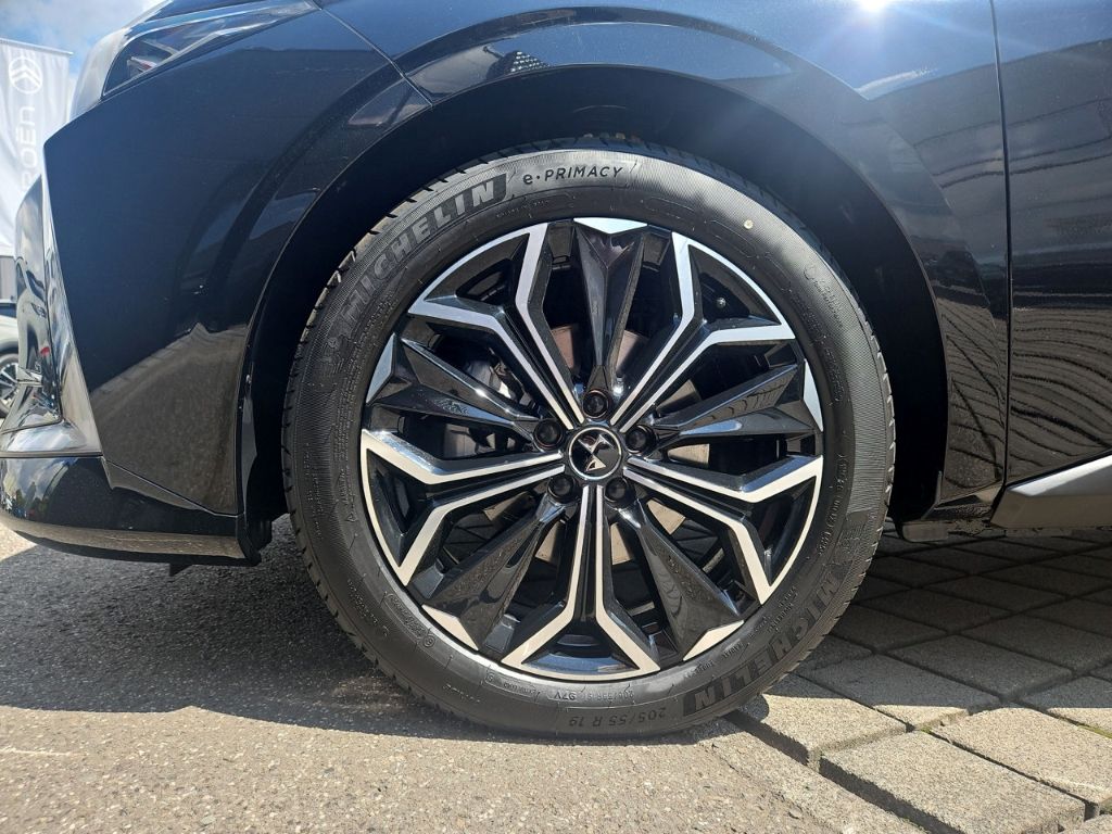 DS Automobiles DS4 2025