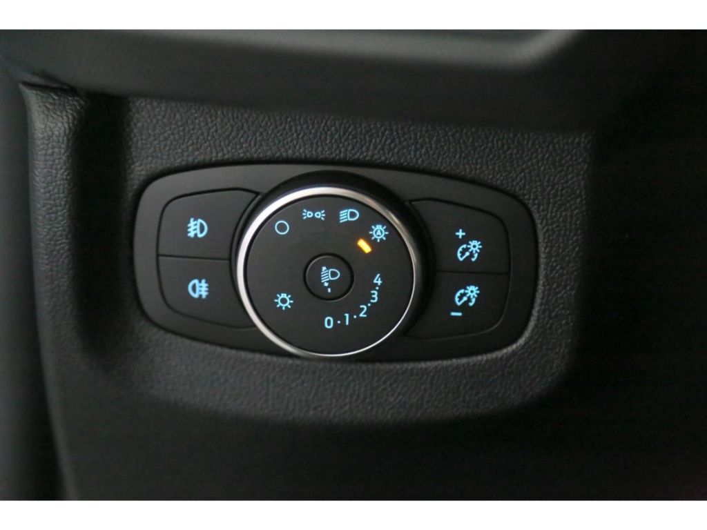 Ford Transit Courier 2025