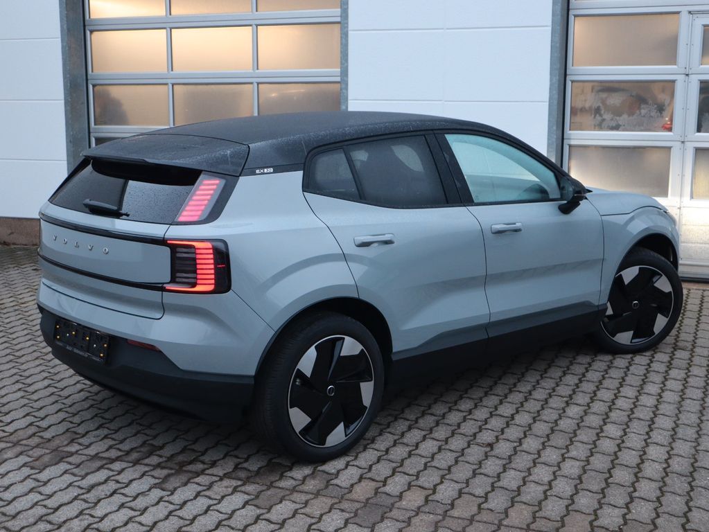 Volvo EX30 2024