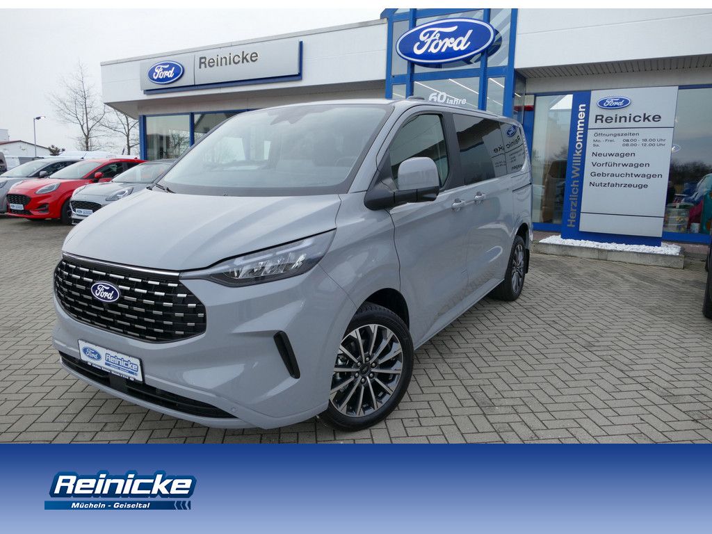 Ford Tourneo Custom 2025