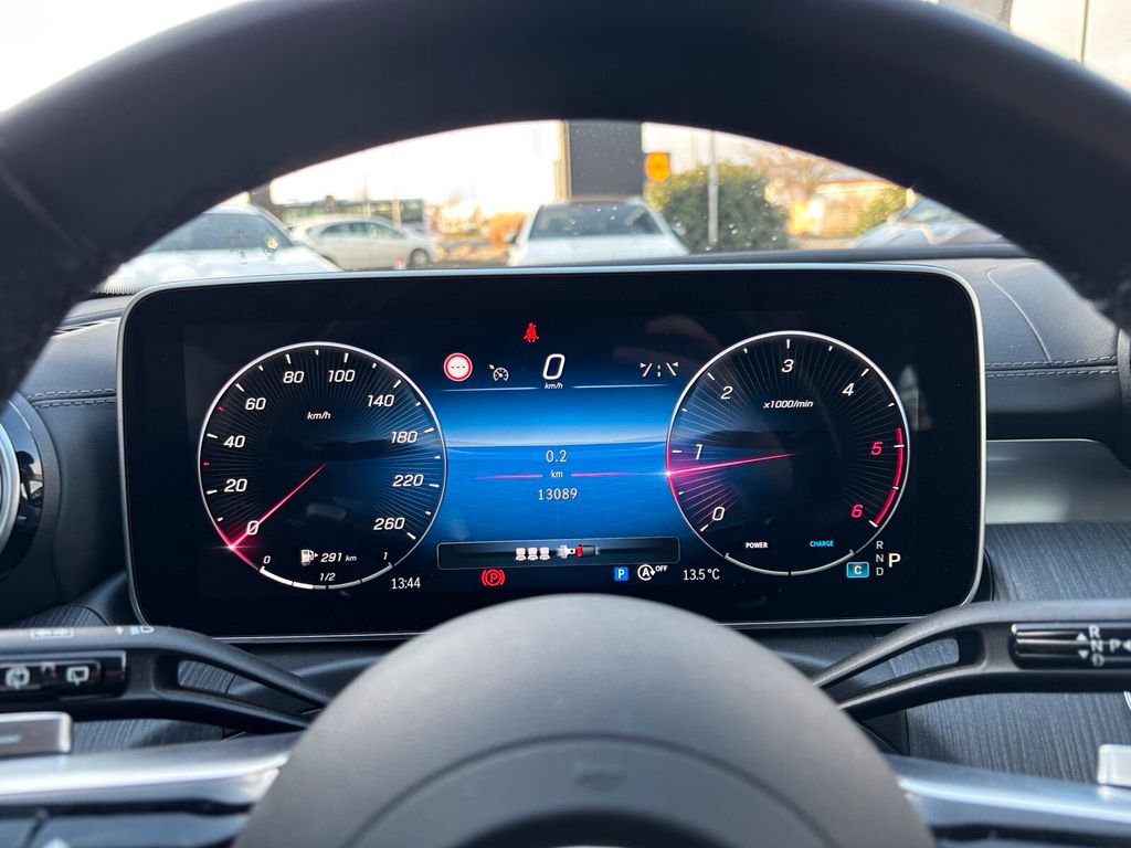 Mercedes-Benz C 300 2024