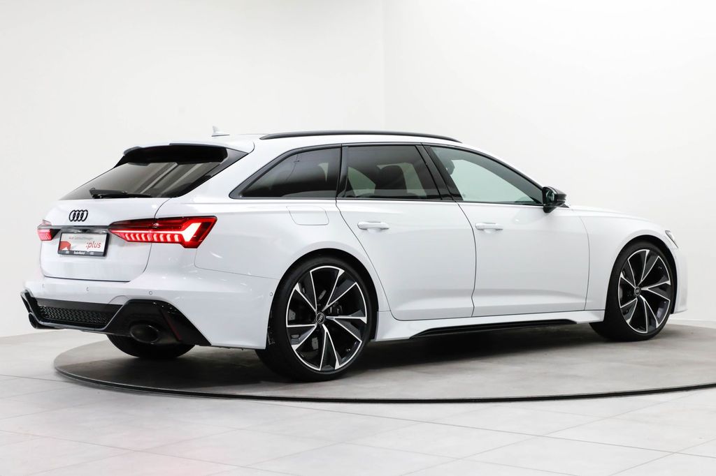 Audi RS6 2024