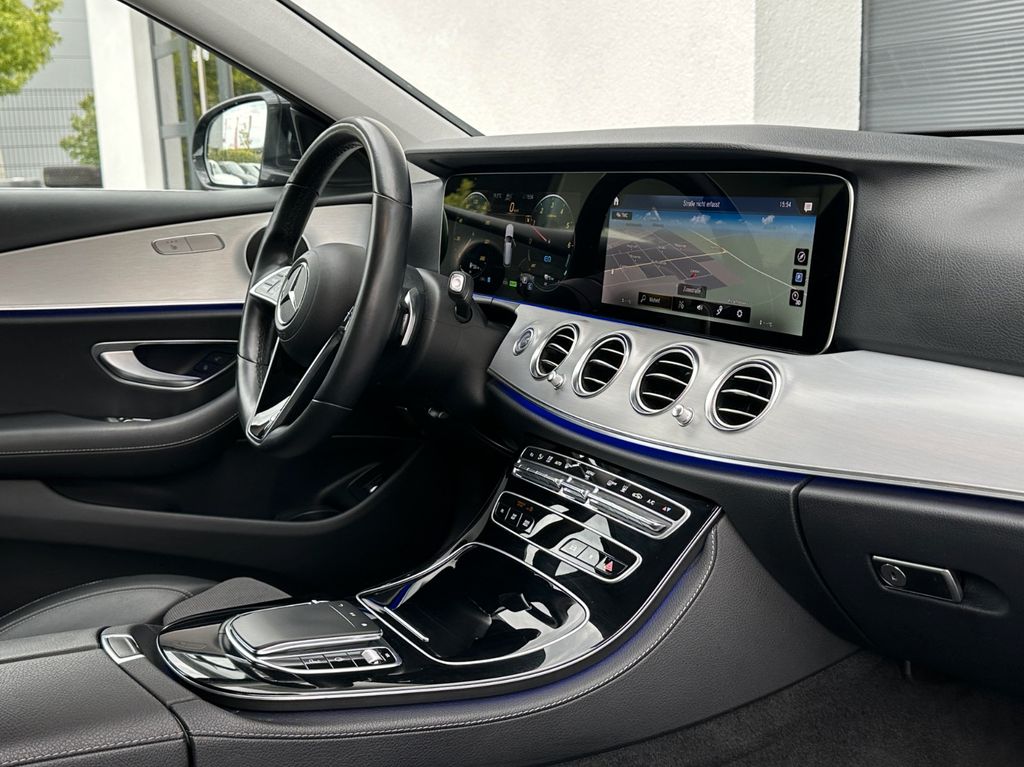 Mercedes-Benz E 300 2021