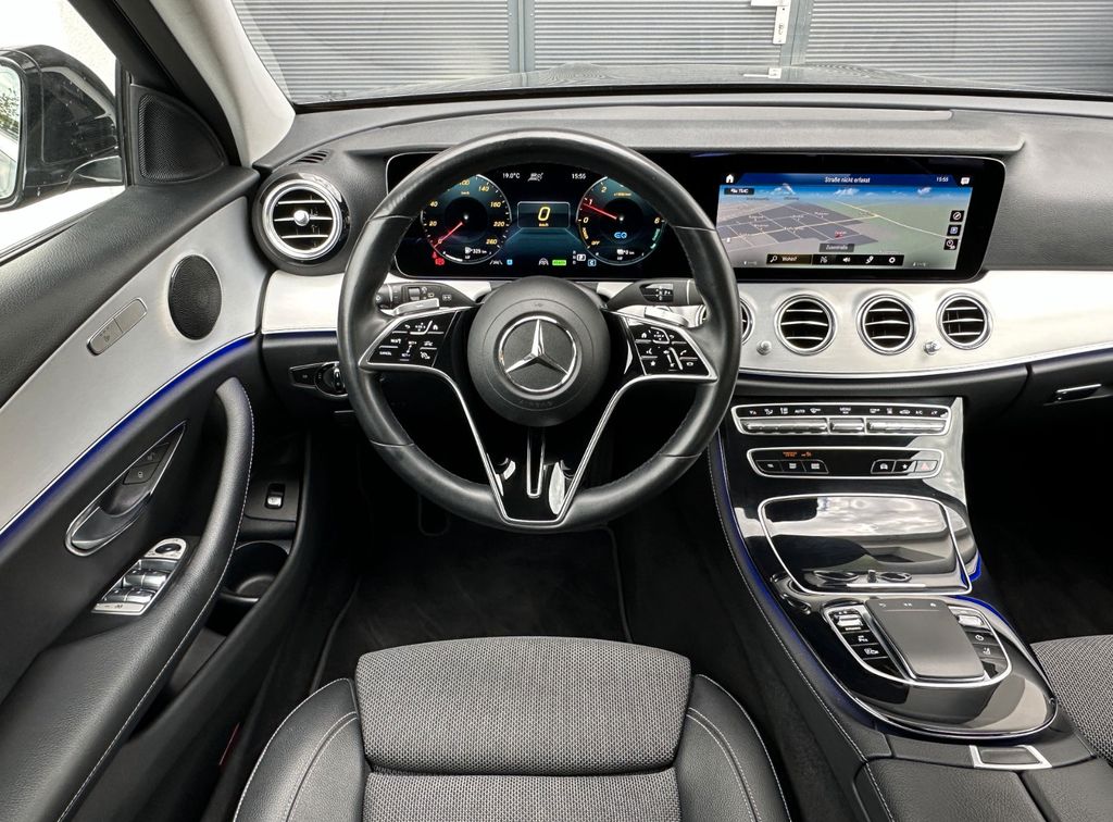Mercedes-Benz E 300 2021
