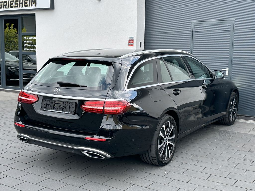 Mercedes-Benz E 300 2021