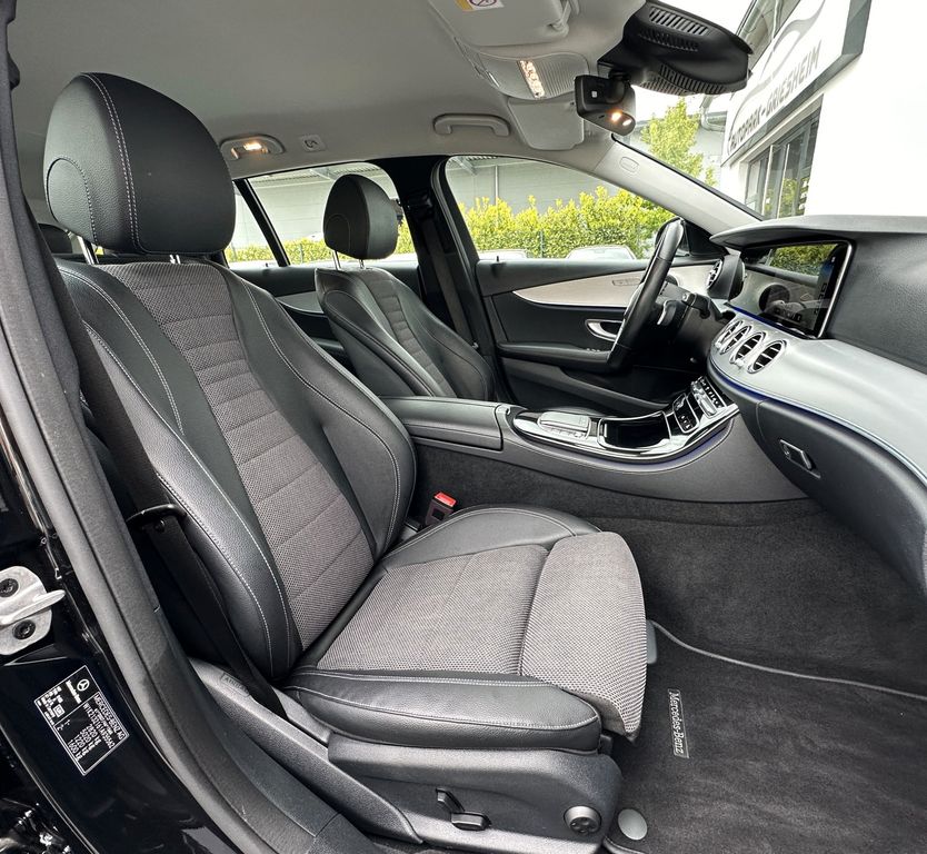 Mercedes-Benz E 300 2021