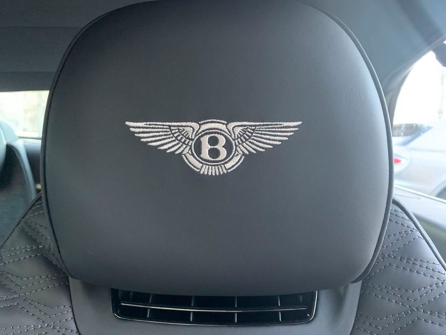 Bentley Continental GTC 2025