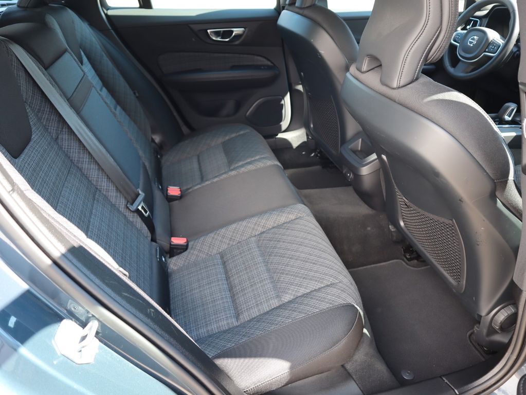 Volvo V60 2021