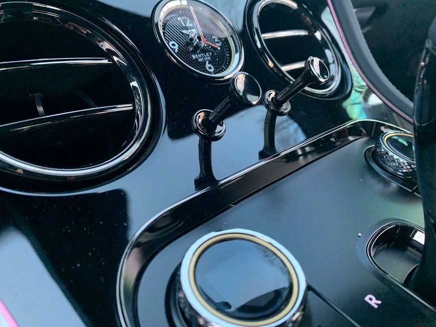 Bentley Continental GTC 2025