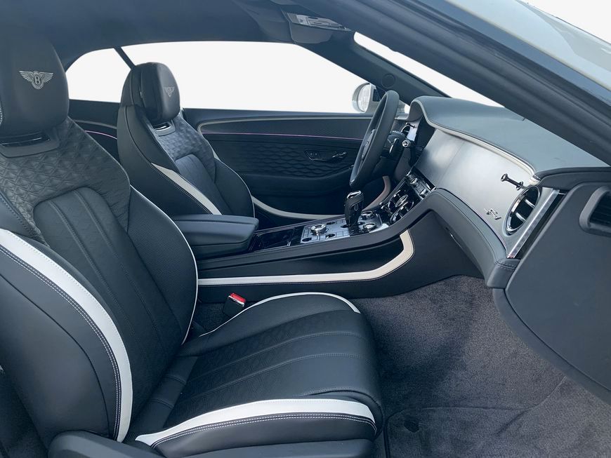 Bentley Continental GTC 2025