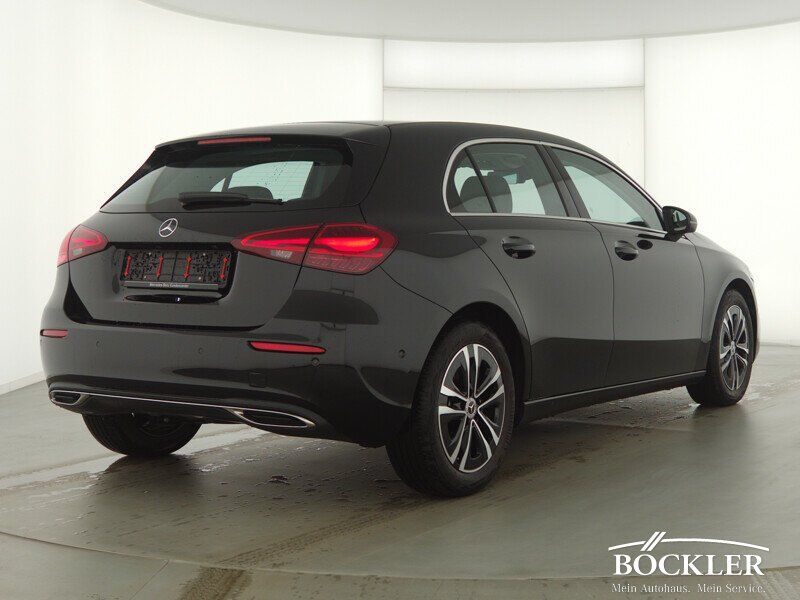 Mercedes-Benz A 180 2023