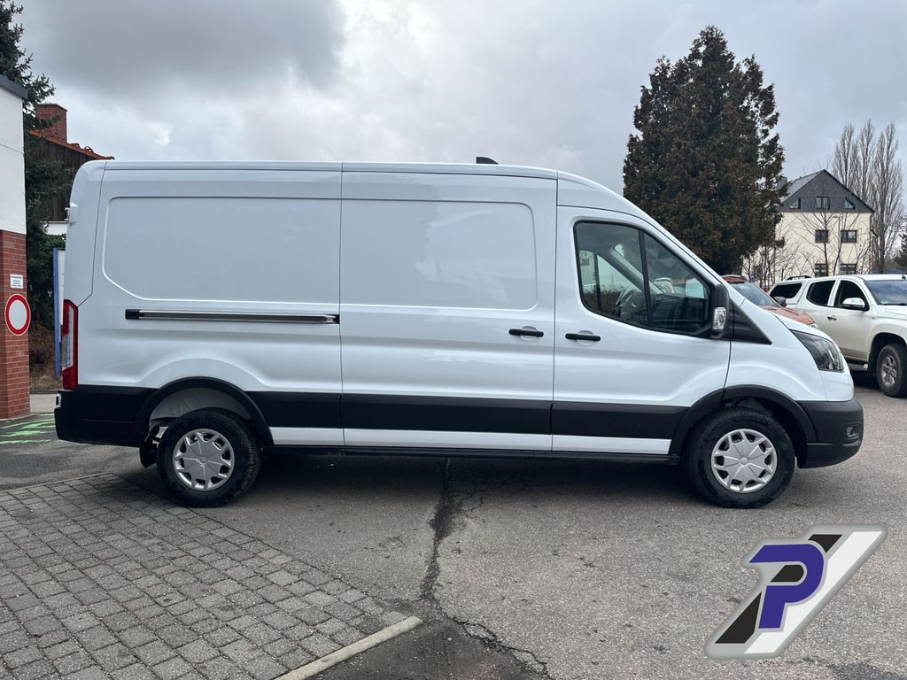 Ford Transit 2024