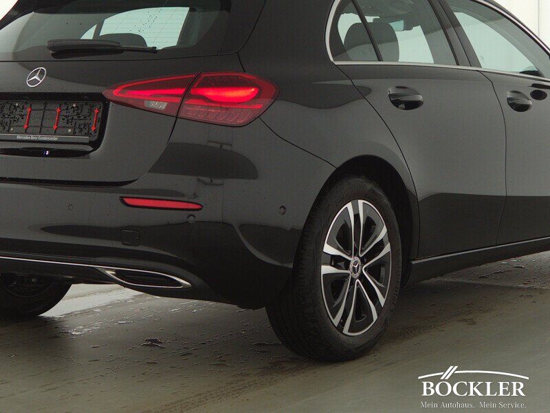 Mercedes-Benz A 180 2023