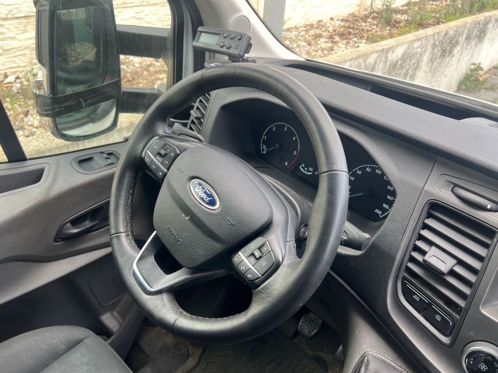 Ford Transit 2021