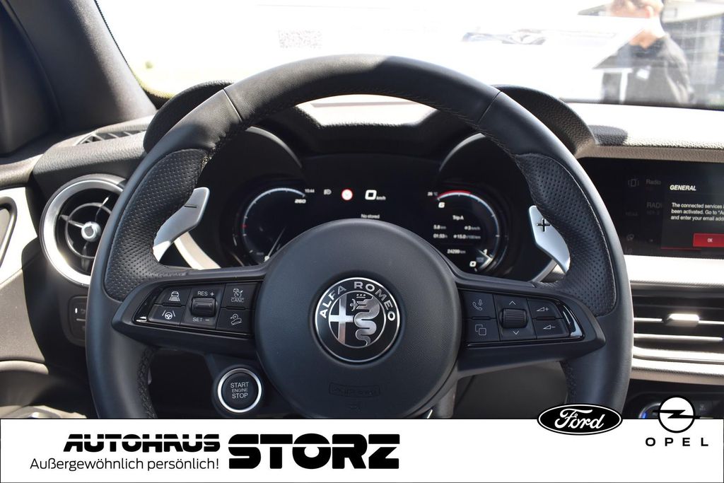 Alfa Romeo Stelvio 2024