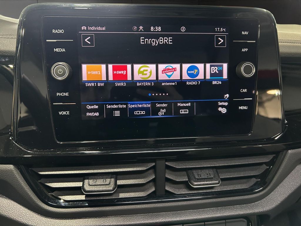 Volkswagen T-Roc 2024