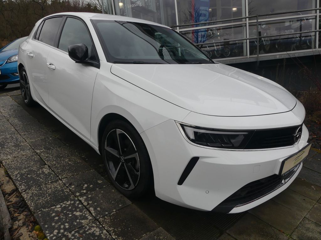 Opel Astra 2023