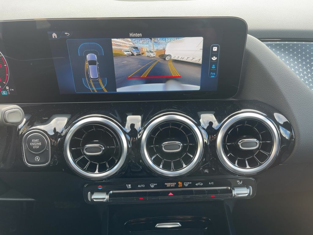 Mercedes-Benz B 200 2024