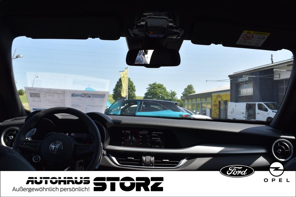 Alfa Romeo Stelvio 2024