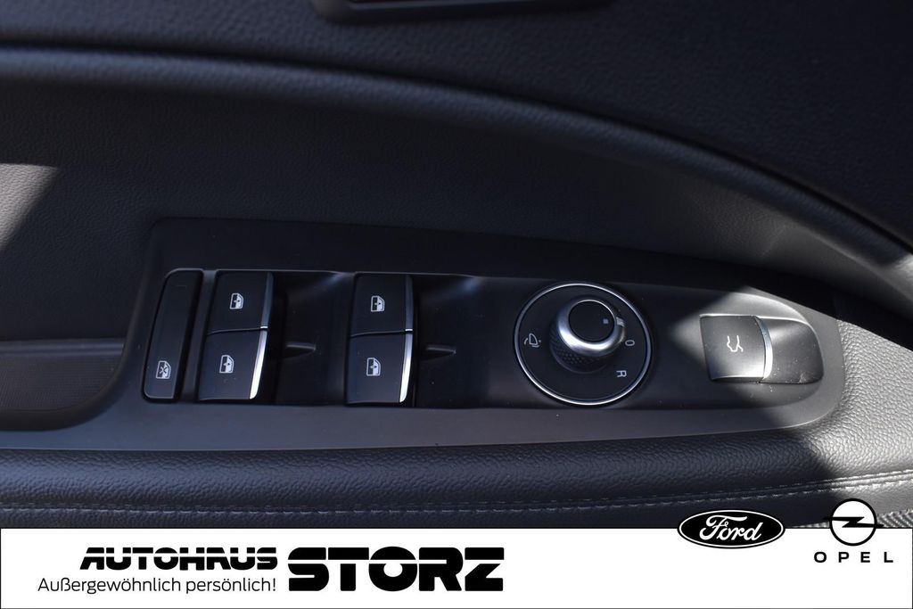 Alfa Romeo Stelvio 2024