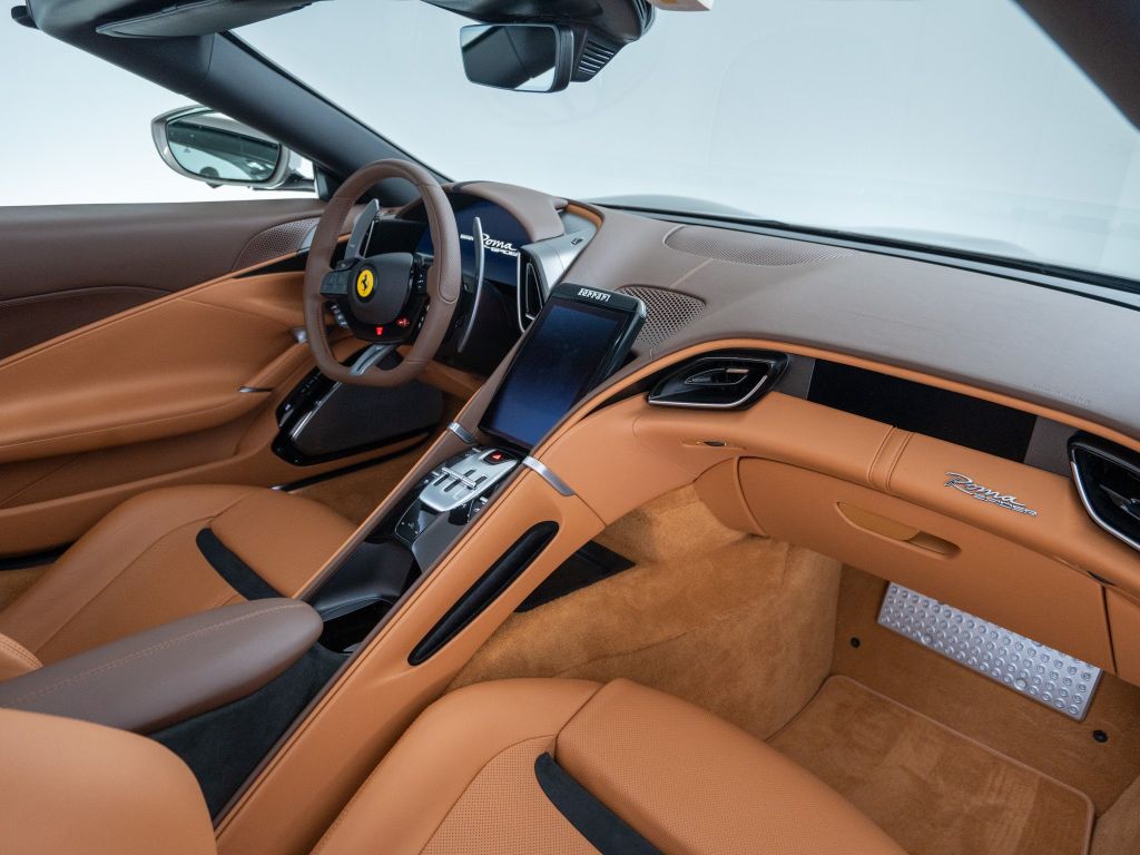 Ferrari Roma 2024