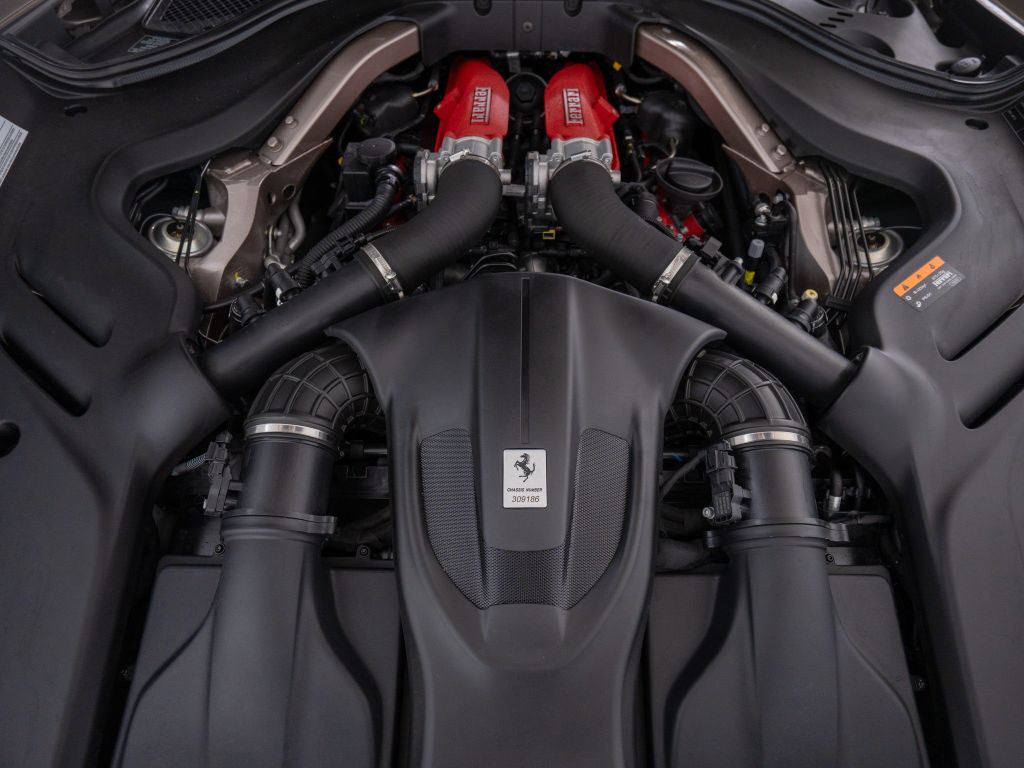 Ferrari Roma 2024