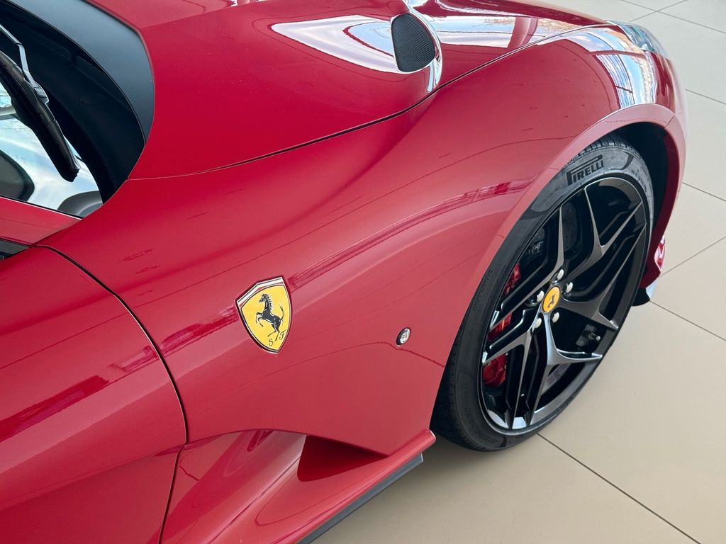 Ferrari 812 2019
