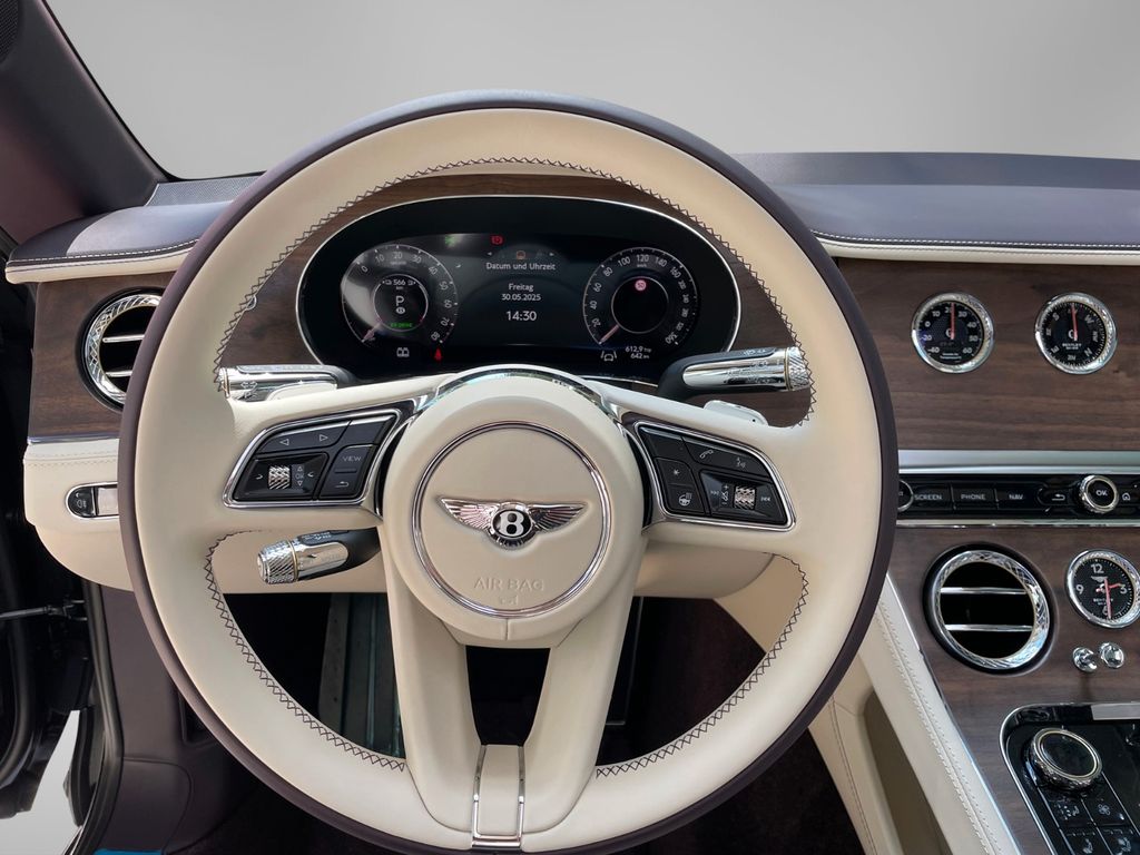 Bentley Continental GTC 2025