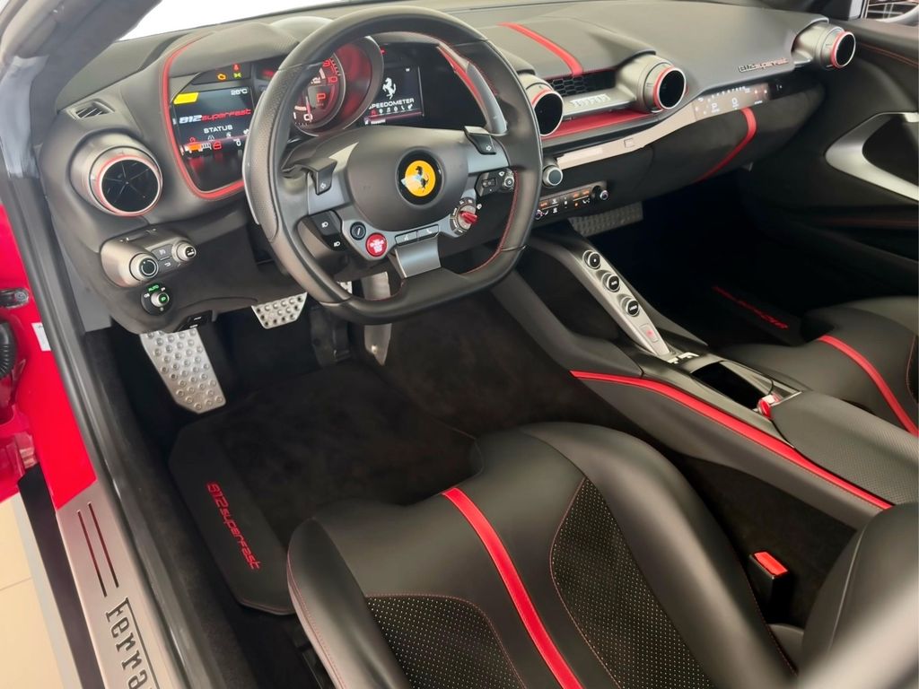 Ferrari 812 2019