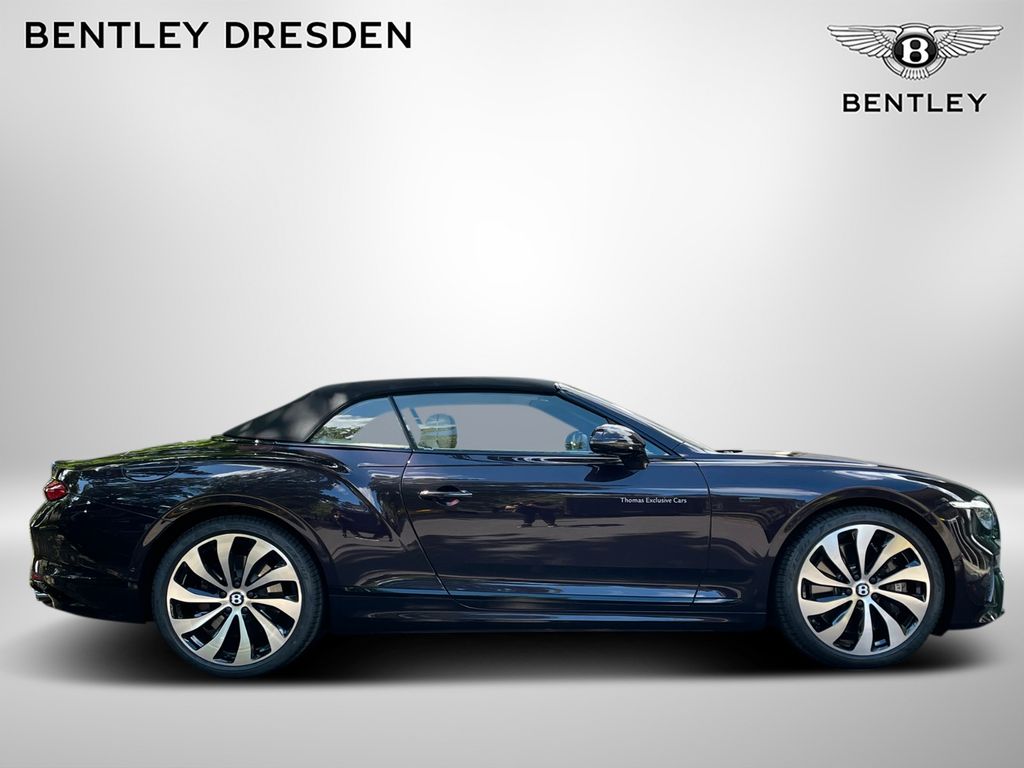 Bentley Continental GTC 2025