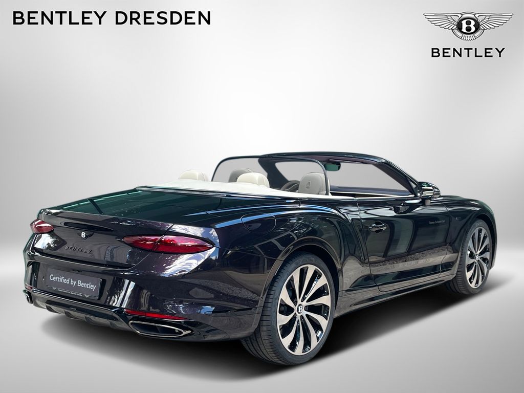 Bentley Continental GTC 2025
