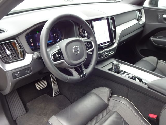 Volvo XC60 2022