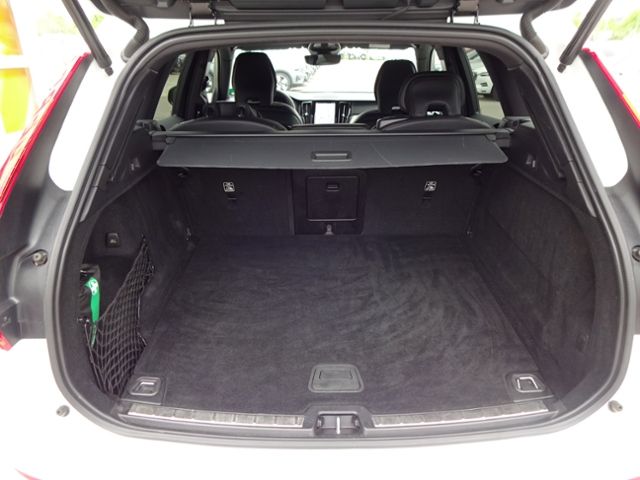 Volvo XC60 2022