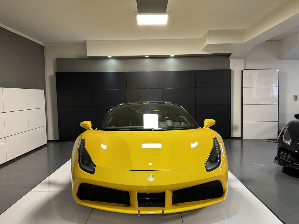 Ferrari 488 GTB 2018
