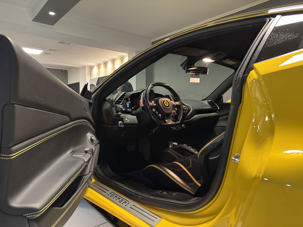 Ferrari 488 GTB 2018