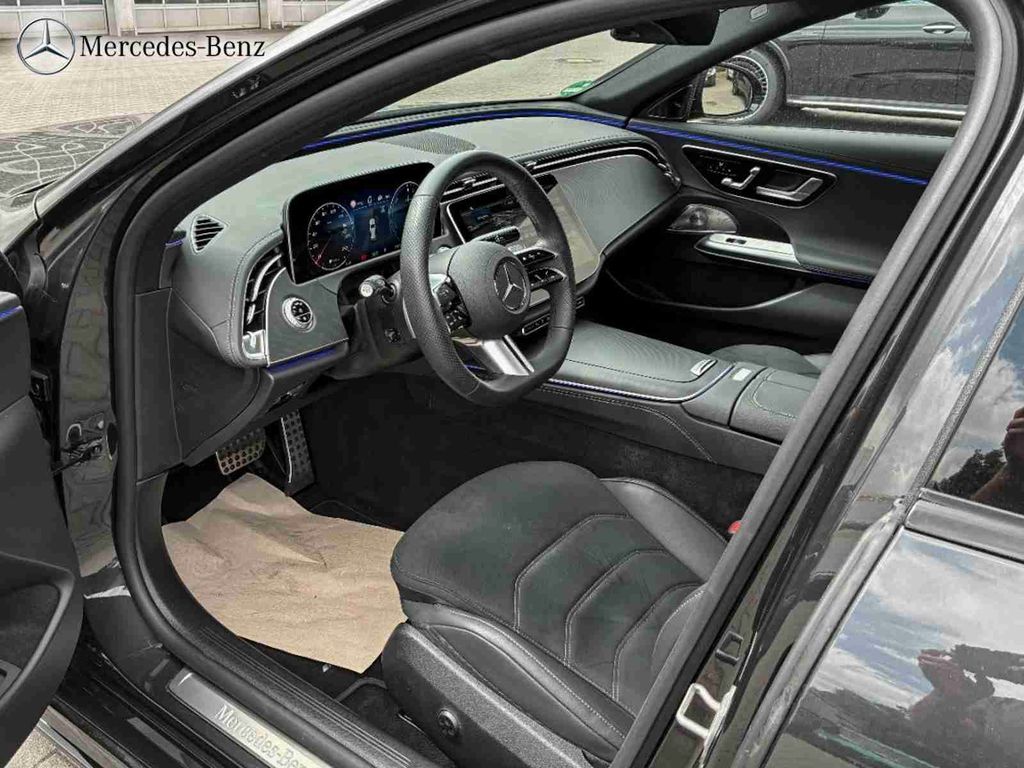 Mercedes-Benz E 300 2025