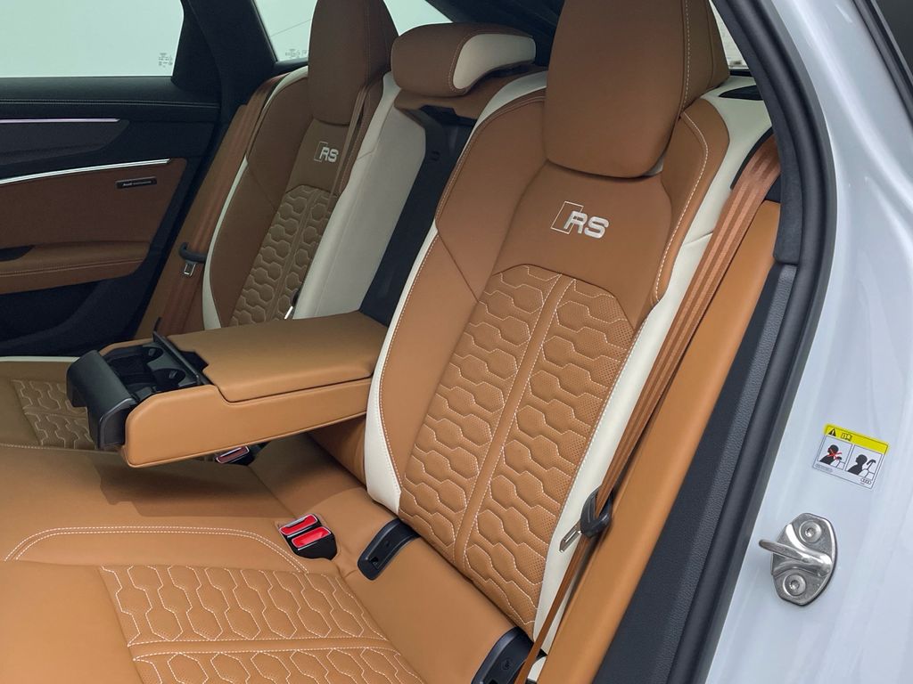 Audi RS6 2025