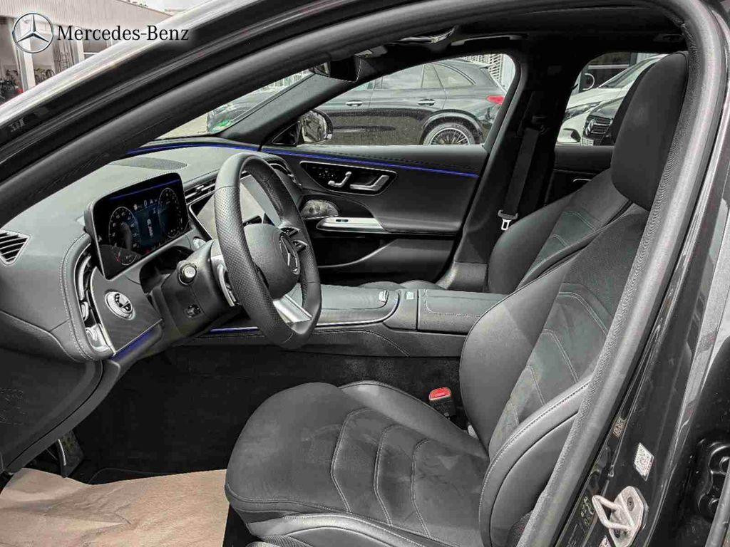 Mercedes-Benz E 300 2025