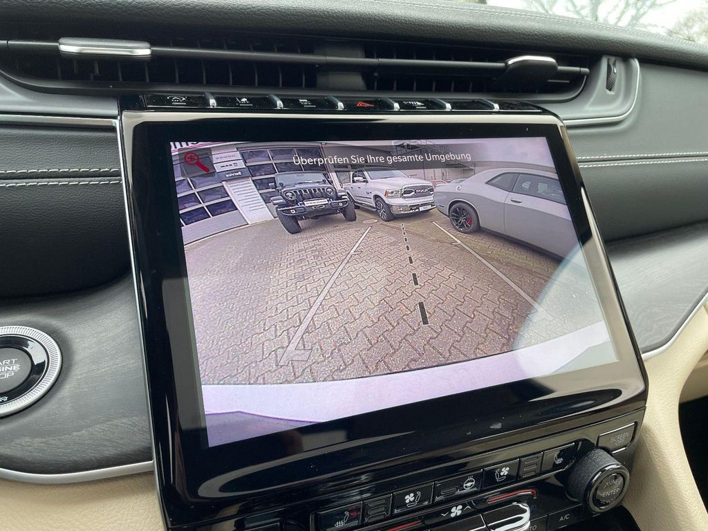 Jeep Grand Cherokee 2023