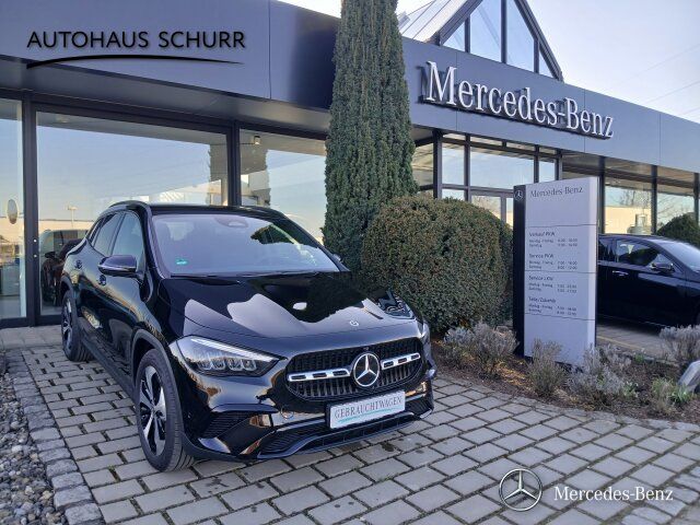 Mercedes-Benz GLA 180 2025