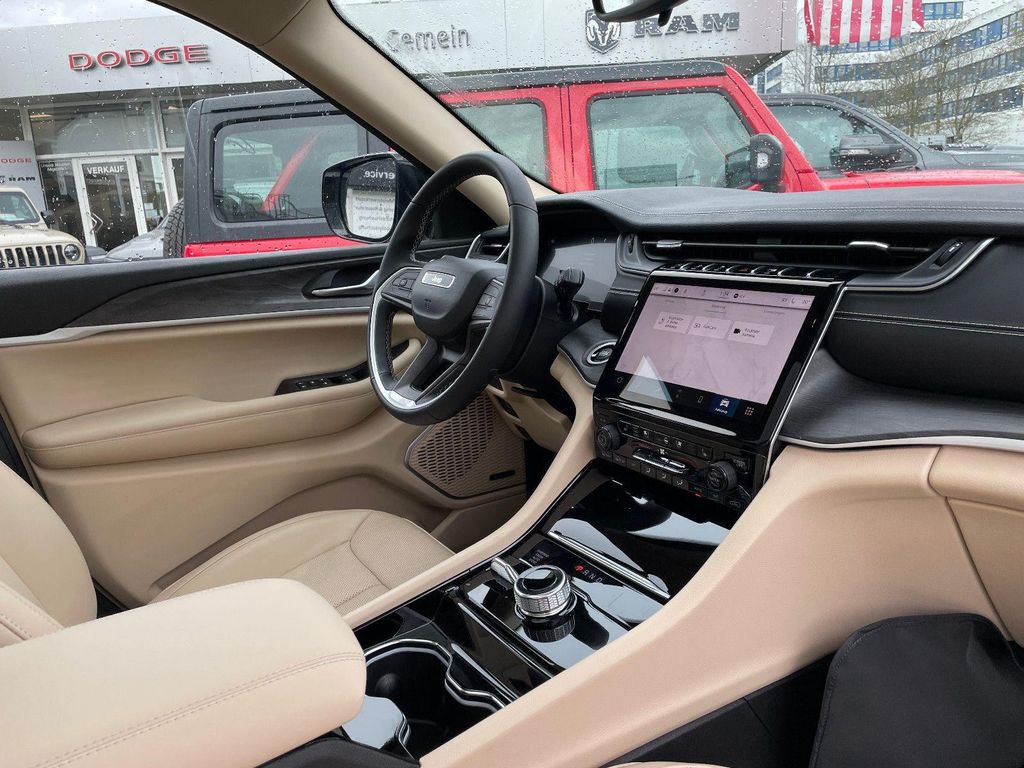 Jeep Grand Cherokee 2023