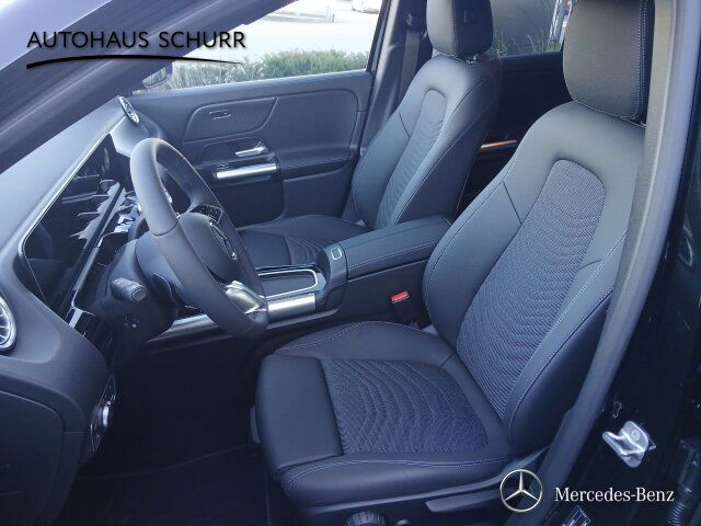 Mercedes-Benz GLA 180 2025