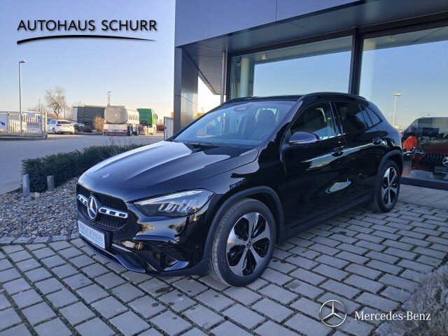Mercedes-Benz GLA 180 2025