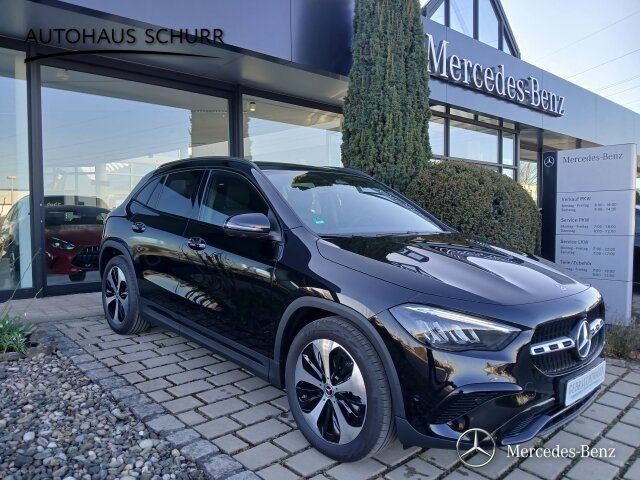 Mercedes-Benz GLA 180 2025