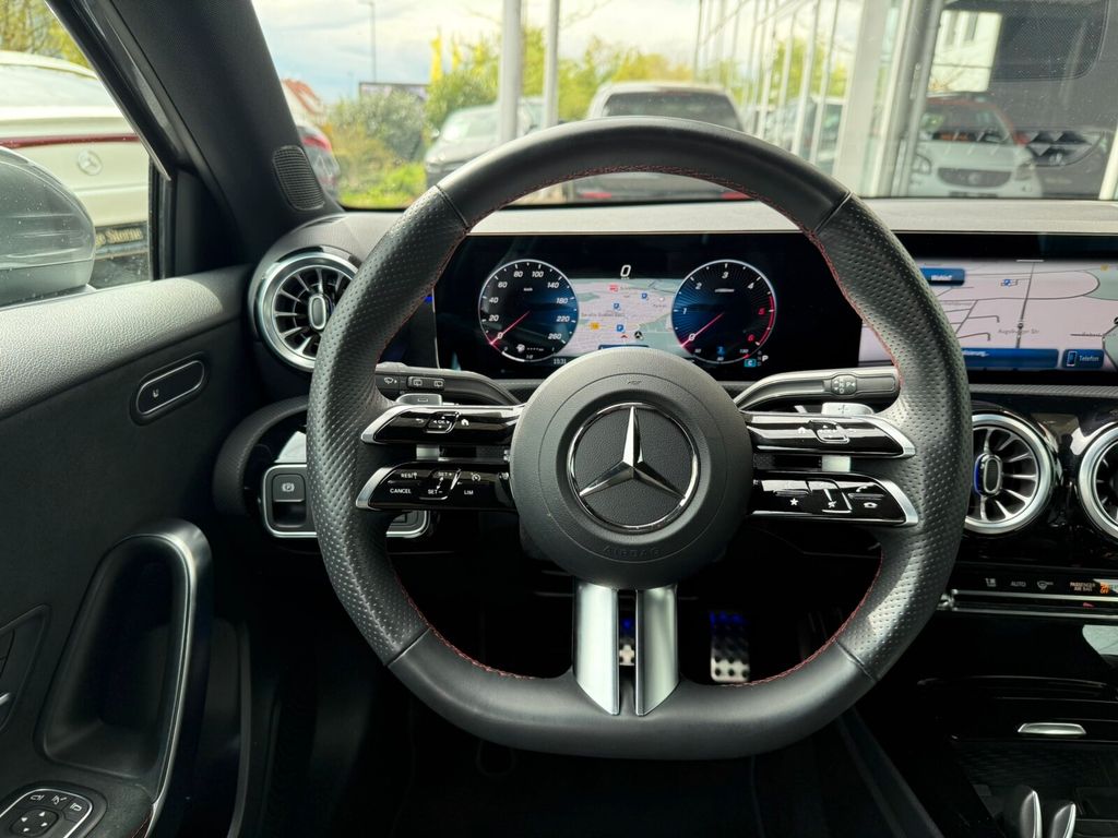 Mercedes-Benz A 200 2024