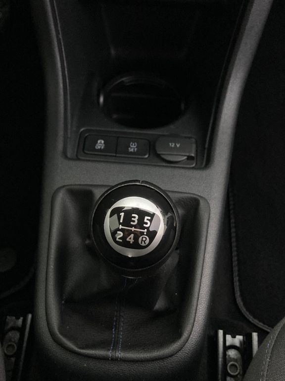 Volkswagen up! 2016