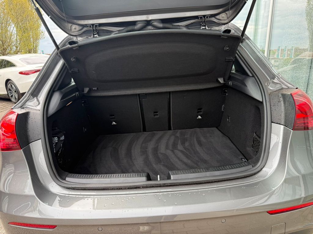 Mercedes-Benz A 200 2024