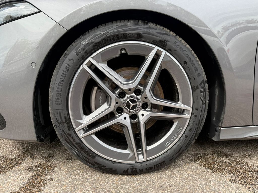 Mercedes-Benz A 200 2024