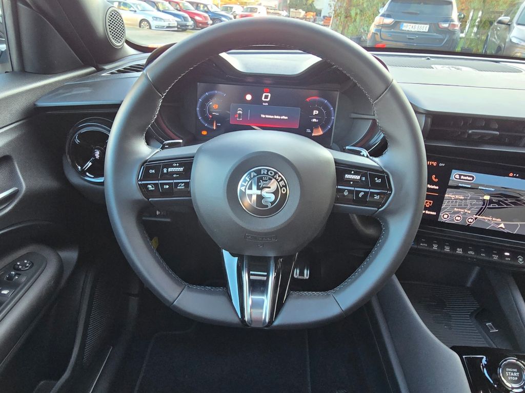 Alfa Romeo Junior 2025