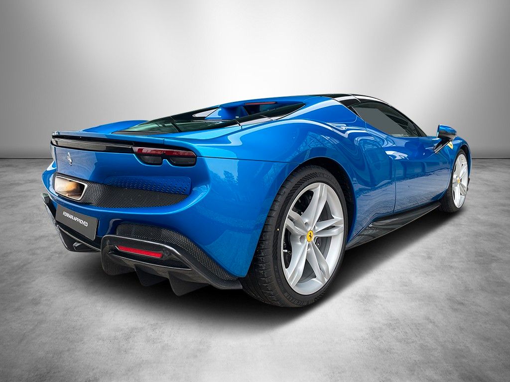 Ferrari 296 GTS 2023